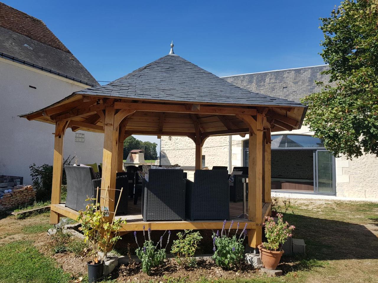 ホテルLe Clos De La Briollerie Tauxigny エクステリア 写真
